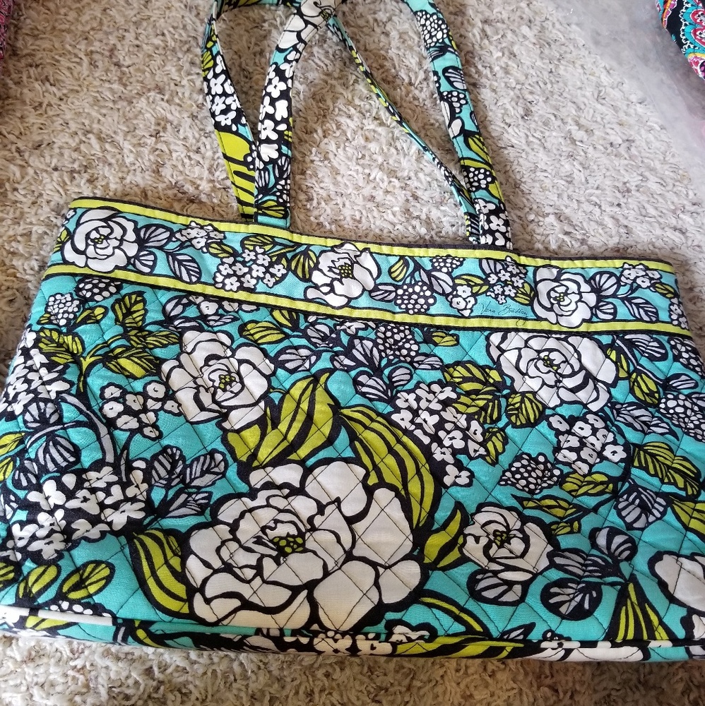 Vera Bradley East/West tote